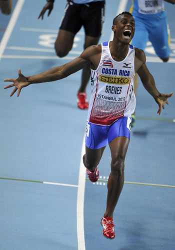 Costa Rican Nery Brenes is burning up the track with a heavy training schedule as he seeks a third gold medal in 10 months when he competes at the London Olympic. Lapping up success