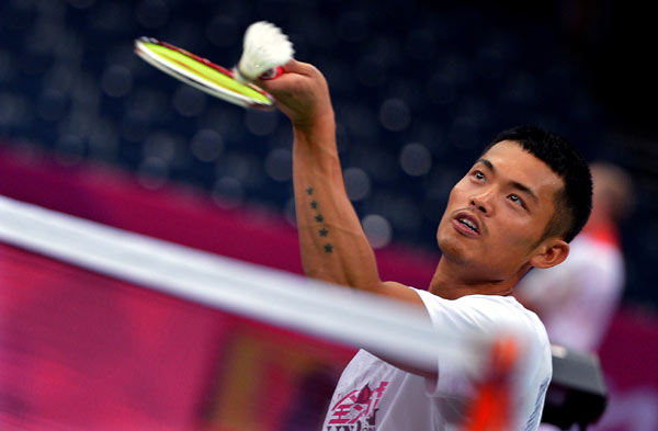 Chinese athletes started their training at the Olympics venues in London before the start of the London 2012 Olympic Games in London. Chinese athletes train in London