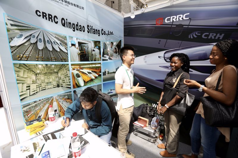 International students job hunt at career fair in Beijing