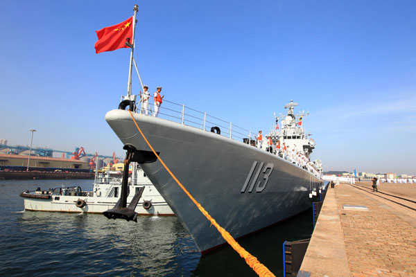 Missile destroyer Qingdao parked in Qingdao city, Shandong province, Aug 20, 2013. Chinese navy to visit US, New Zealand, Australia