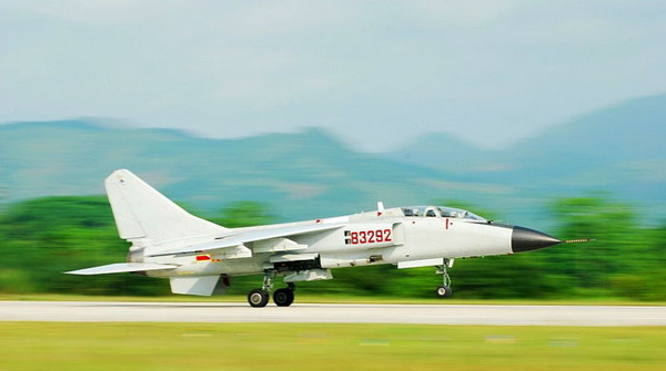 A JH-7A fighter is seen during a training session. Jet 'crashes' at air show: Report