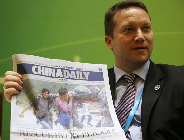 Istvan Ujhelyi, deputy speaker of the Hungarian Parliament, calls the world’s attention to earthquake-hit Sichuan province. Xu Jingxing / China Daily Hungary official talks about youth exchange with China
