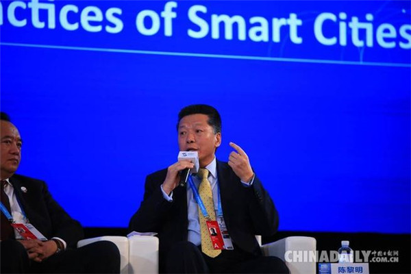 Cloud computing: smart and innovative value