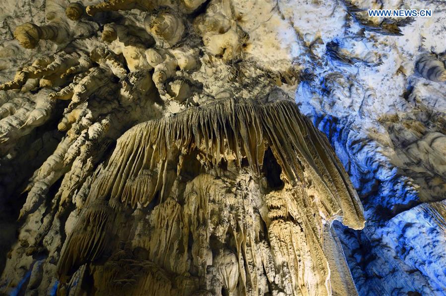 Karst cave in SW China to open to tourists