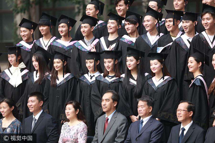 Cute faces create a feast for the eyes