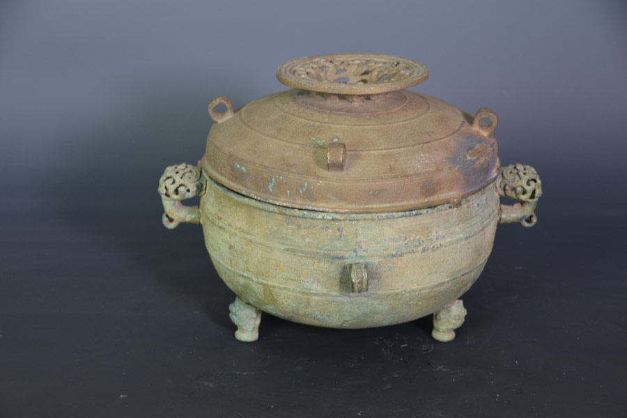 Bronze ware exhibition highlights restoration skills