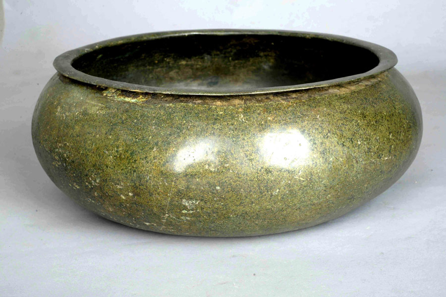 Bronze ware exhibition highlights restoration skills