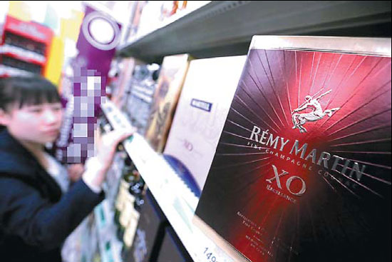 Camus says 'cognac not tainted' by plasticizer