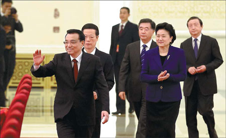 Leaders work for a stable world