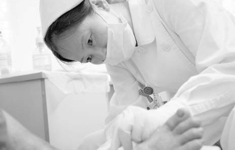 Dedicated nurse goes beyond call of duty