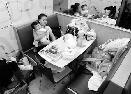 Sympathy flows for mother in KFC store