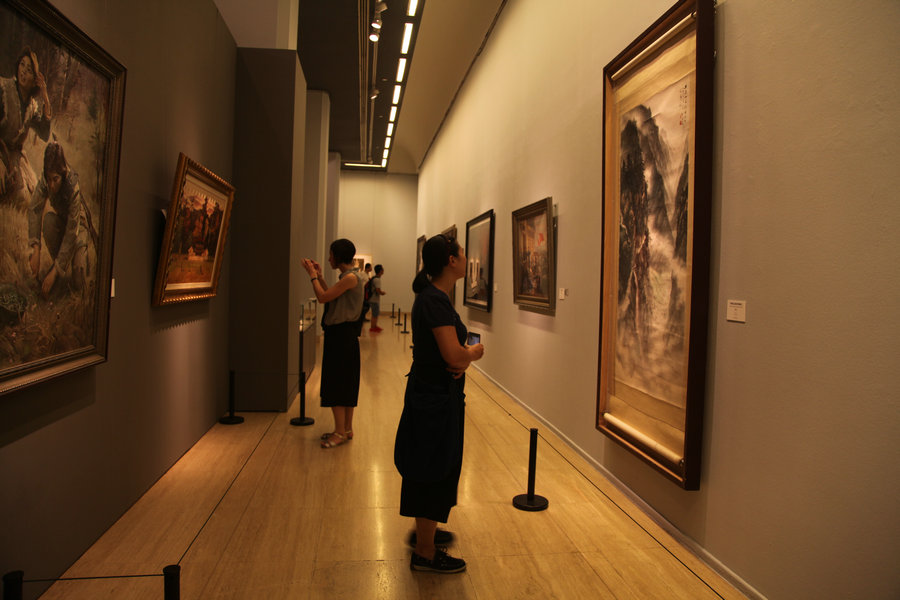 Young Sinologists worldwide gather to learn Chinese culture through art