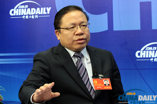 中國日?qǐng)?bào)網(wǎng)專訪十八大代表、貴州省委常委、副省長(zhǎng)秦如培[圖]