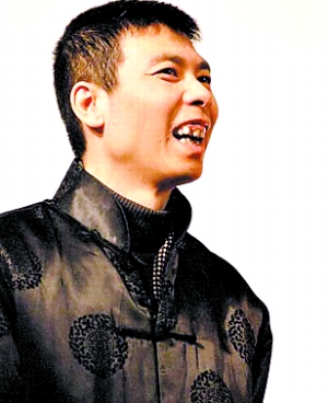 馮小剛稱感謝父母沒有錯(cuò) 冠軍改口“更可悲”