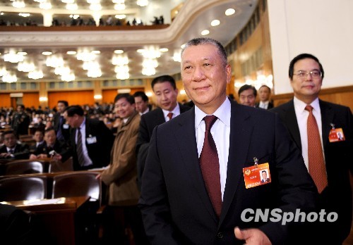 何厚鏵:當(dāng)選政協(xié)副主席感到光榮及責(zé)任重大