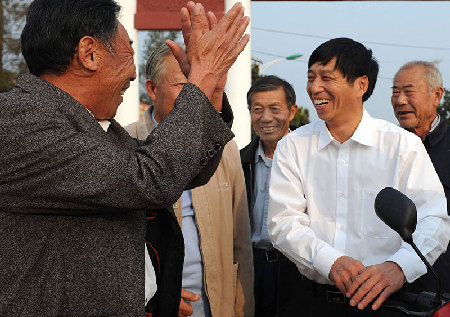 永遠(yuǎn)留在小崗的“第一書記沈浩”