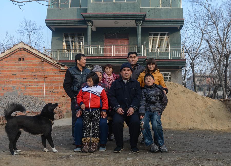 新春走基層：一家三口回鄉(xiāng)記