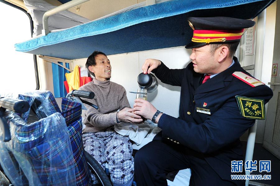 新春走基層：返鄉(xiāng)路上的春運(yùn)特色服務(wù)