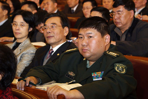 毛新宇透露7月將升少將 推崇毛澤東與拿破侖