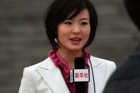 2010兩會(huì)：女記者身影