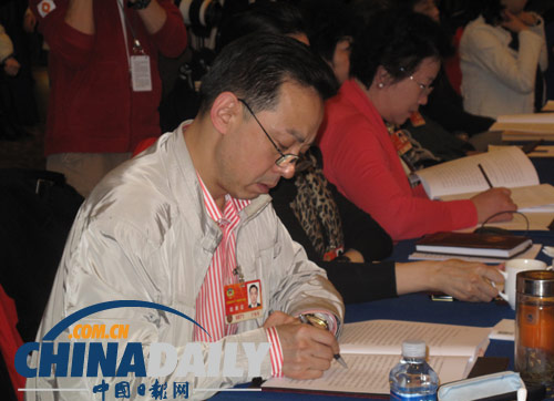 文藝界小組討論會(huì)場(chǎng)上的明星們[組圖]