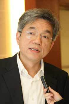 加快對(duì)臺(tái)公共服務(wù)建設(shè) 鄧本元笑稱閩臺(tái)感情不一般