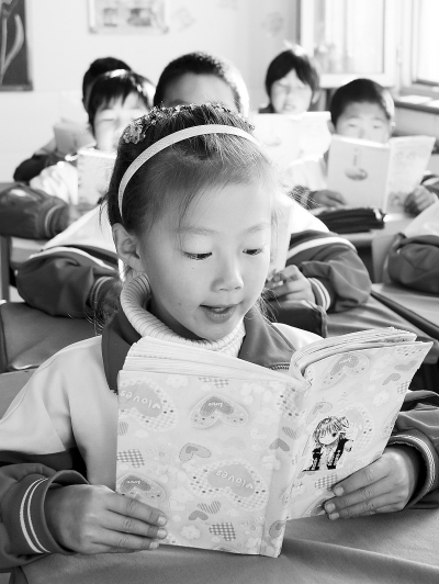 全國(guó)政協(xié)委員暢談教育投入沖刺4%