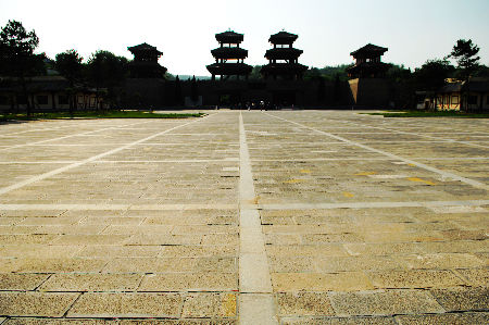 第十一屆“網(wǎng)上看河南”走進(jìn)函谷關(guān)（組圖）