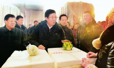 巴音朝魯：要特別關(guān)注解決好百姓“暖、供、安、救、付”問題