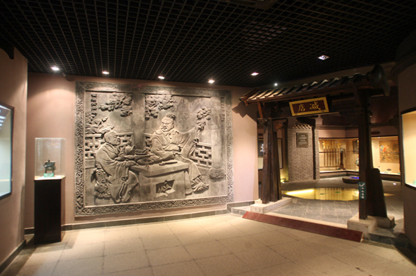 古井貢酒:從“曹操獻(xiàn)酒”到貢酒獻(xiàn)給人民