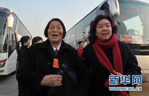 人大代表申紀蘭:我就是個農(nóng)民 對黨和國家有感情