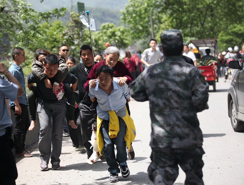 雅安市蘆山縣龍門鄉(xiāng)的震后情況