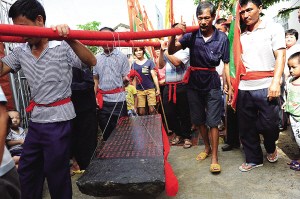 海南樂東羅馬村：一塊石碑見證81年前助學(xué)史