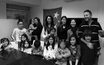 華人媽媽以色列辦中文學校 混血娃娃進漢語課堂