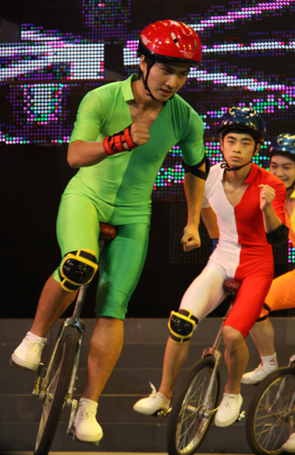 第四屆福建藝術節(jié)在福州圓滿閉幕[組圖]