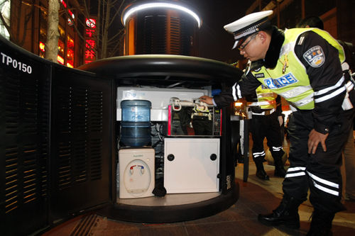 重慶將建女子交巡警隊 配蘭博基尼警車(組圖)