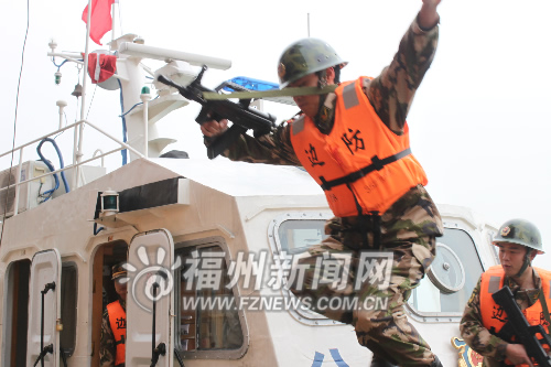 福州邊防官兵出征世博會(huì)安保