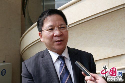 福建莆田市長墜樓身亡 今日舉行追悼會(huì)