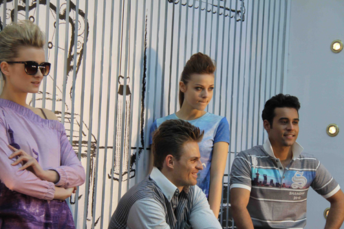 海外“郎才女貌”模特助興第十三屆海博會(huì)