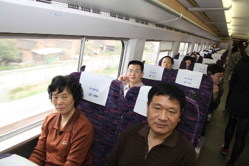 福廈高鐵首發(fā)啟程 海西高鐵時(shí)代來(lái)臨