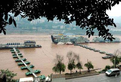 長江流域多條河流創(chuàng)歷史最大流量或最高水位 <BR>