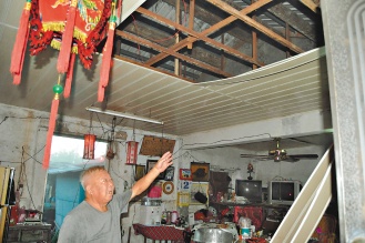 臺灣金門廢彈場發(fā)生連環(huán)爆炸 村民緊急撤村(圖)