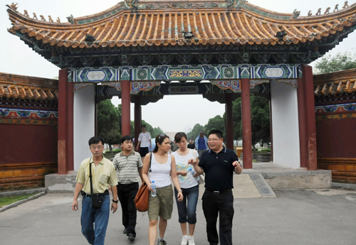 開(kāi)封旅游業(yè)：走文化和旅游相結(jié)合的道路