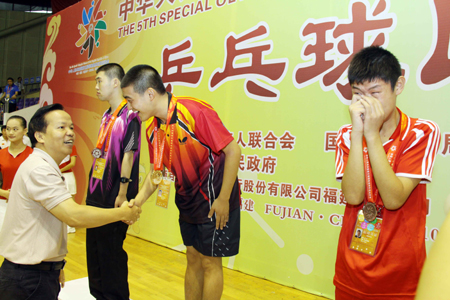 特奧會(huì)：笑與淚的特奧運(yùn)動(dòng)員