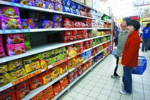 康師傅:在家樂福被下架無關(guān)漲價(jià) 非斷貨反擊(圖)