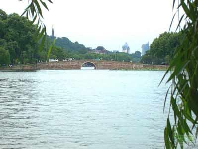 曬各大城市人均年終獎(jiǎng)：北京最高 長(zhǎng)春最低