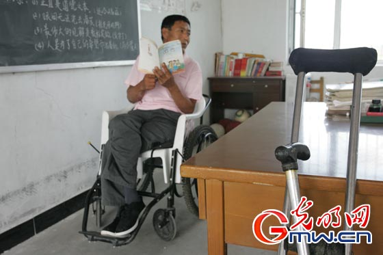 最美鄉(xiāng)村教師杜順:血液里沒了學(xué)生,心臟就不會(huì)跳動(dòng)