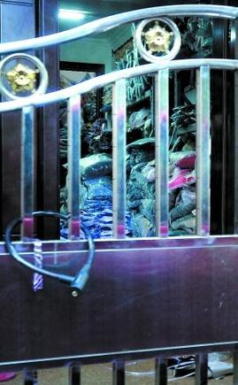 淘寶網(wǎng)眾多實體店扎堆別墅引小區(qū)住戶抱怨