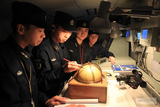 海軍第十一批護(hù)航編隊著力提高快速反應(yīng)能力