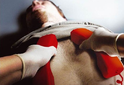 引發(fā)猝死的十個(gè)“傷心”惡習(xí) 讓心臟病發(fā)作